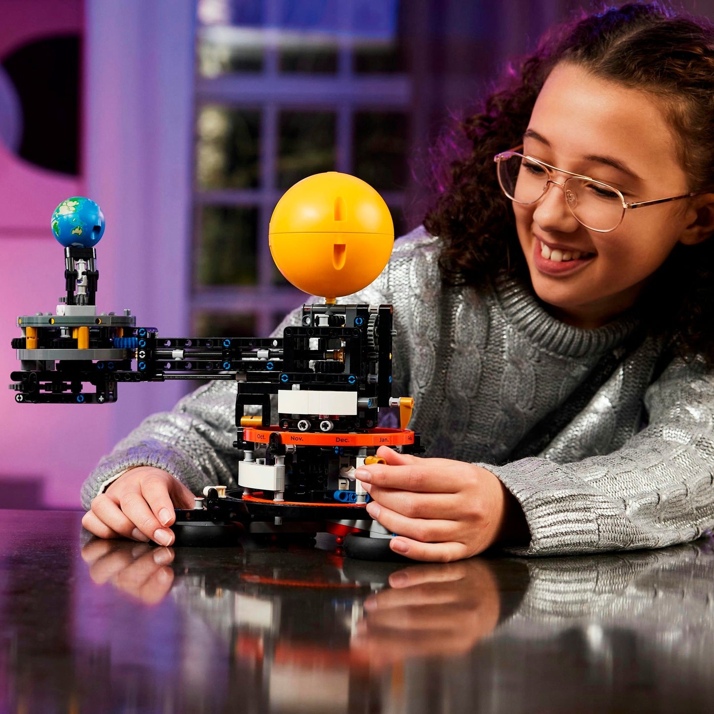 LEGO technic 42179 de aarde en de maan in beweging