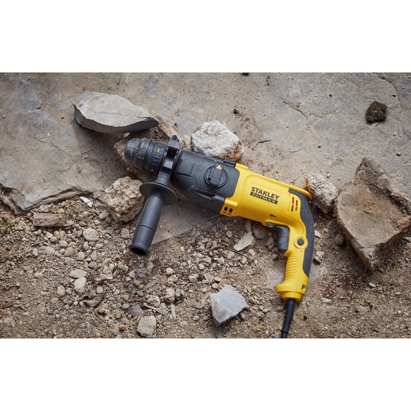 Stanley fatmax 800w sds+ boorhamer (geel zwart, met koffer)