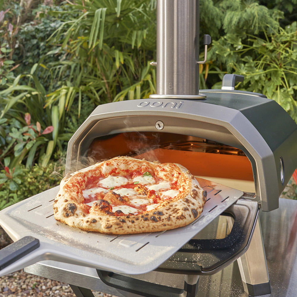 Ooni karu 2 multi-fuel pizza oven pizzaoven (zwart roestvrij staal, 12'' pizza, hout, houtskool en gas)