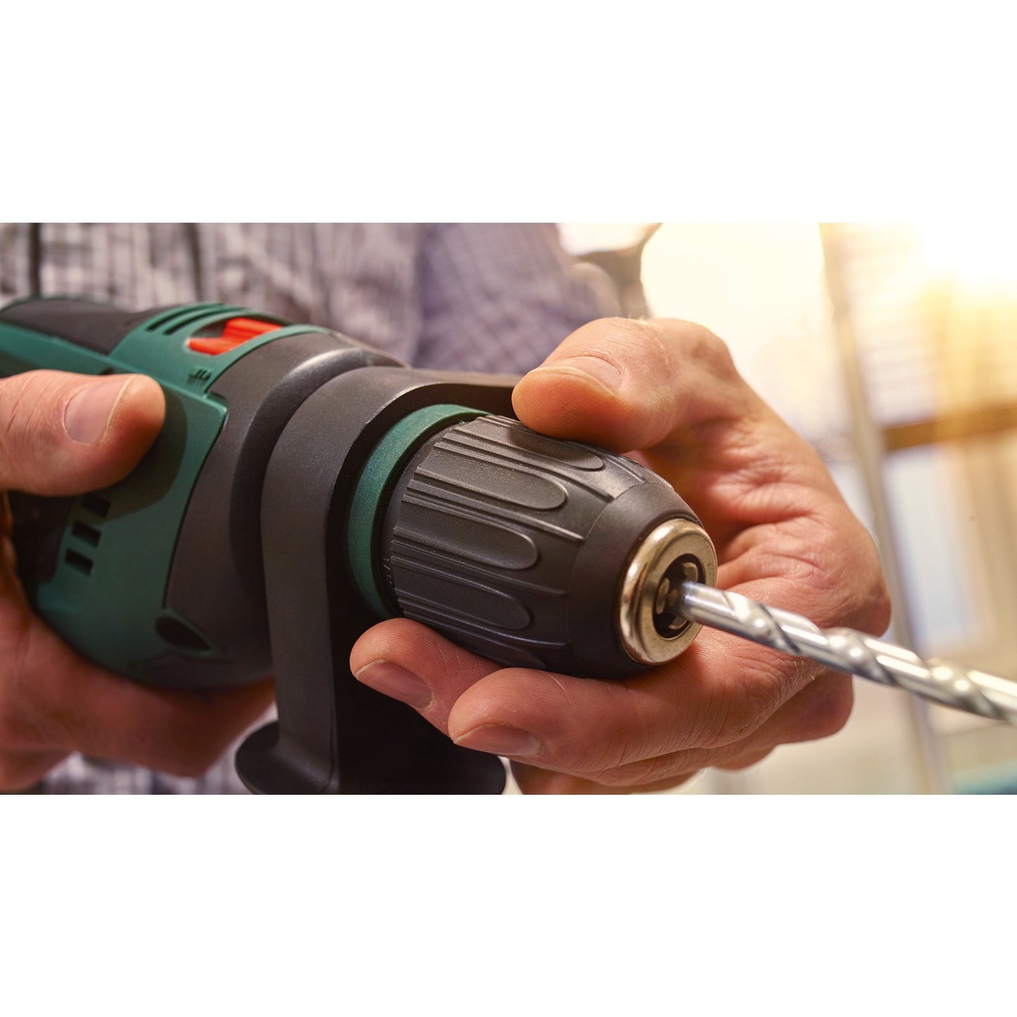 Bosch easyimpact 600 klopboormachine (groen zwart, koffer inbegrepen)