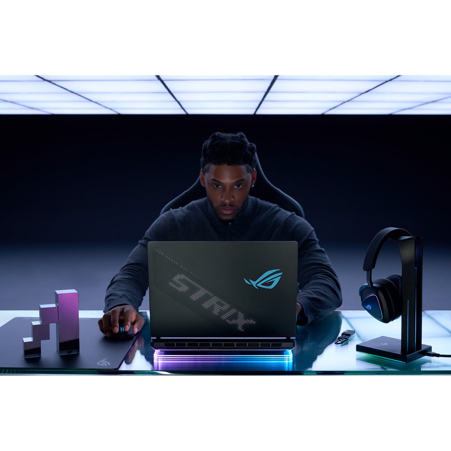 ASUS rog strix scar 18 g835lx-sa012w 18 gaming laptop (zwart | core ultra 9 275hx | rtx 5090 | 64 gb | 4 tb ssd | 240 hz)