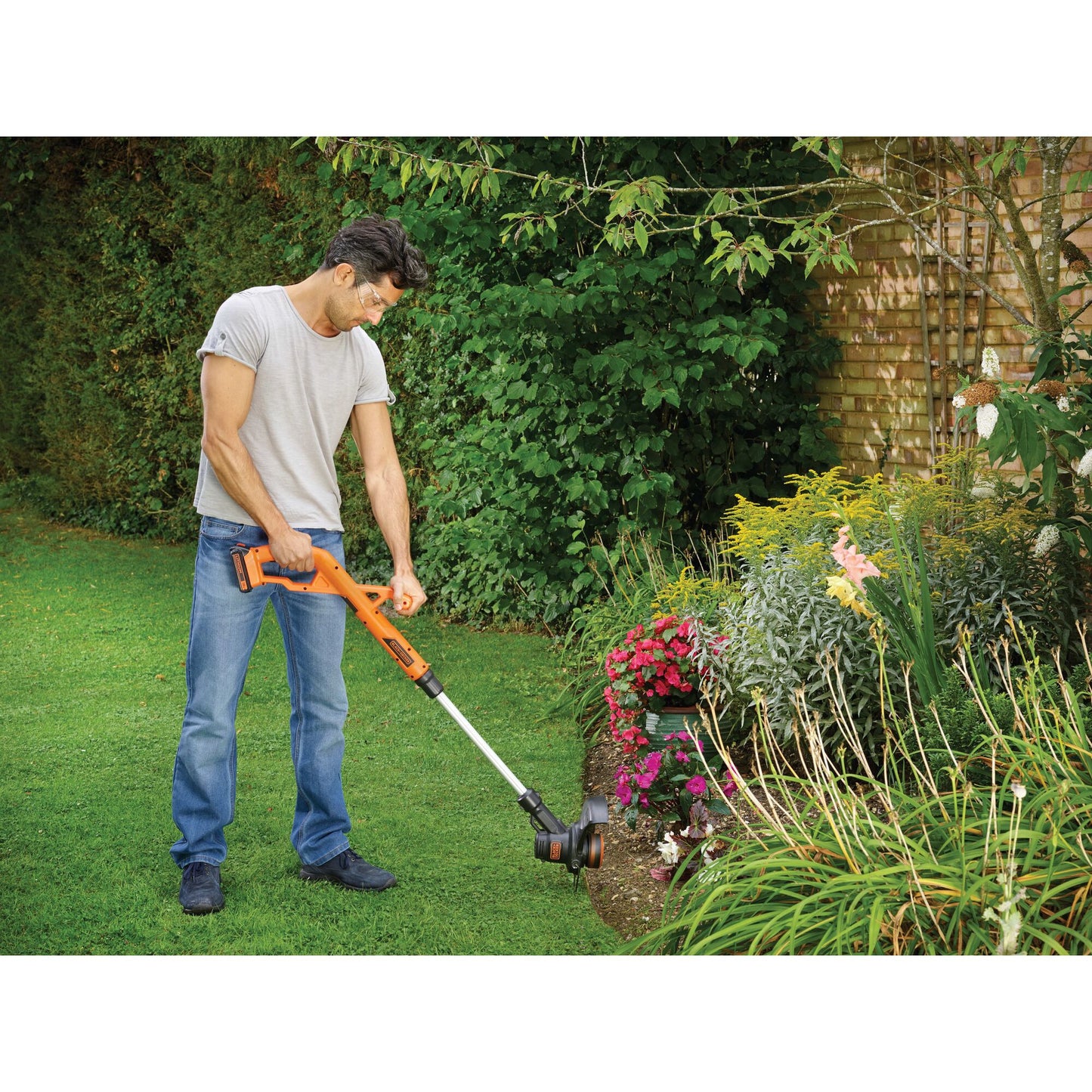 BLACK+DECKER st1823b-xj 18v afs grastrimmer 25cm (oranje zwart, accu en oplader niet inbegrepen)
