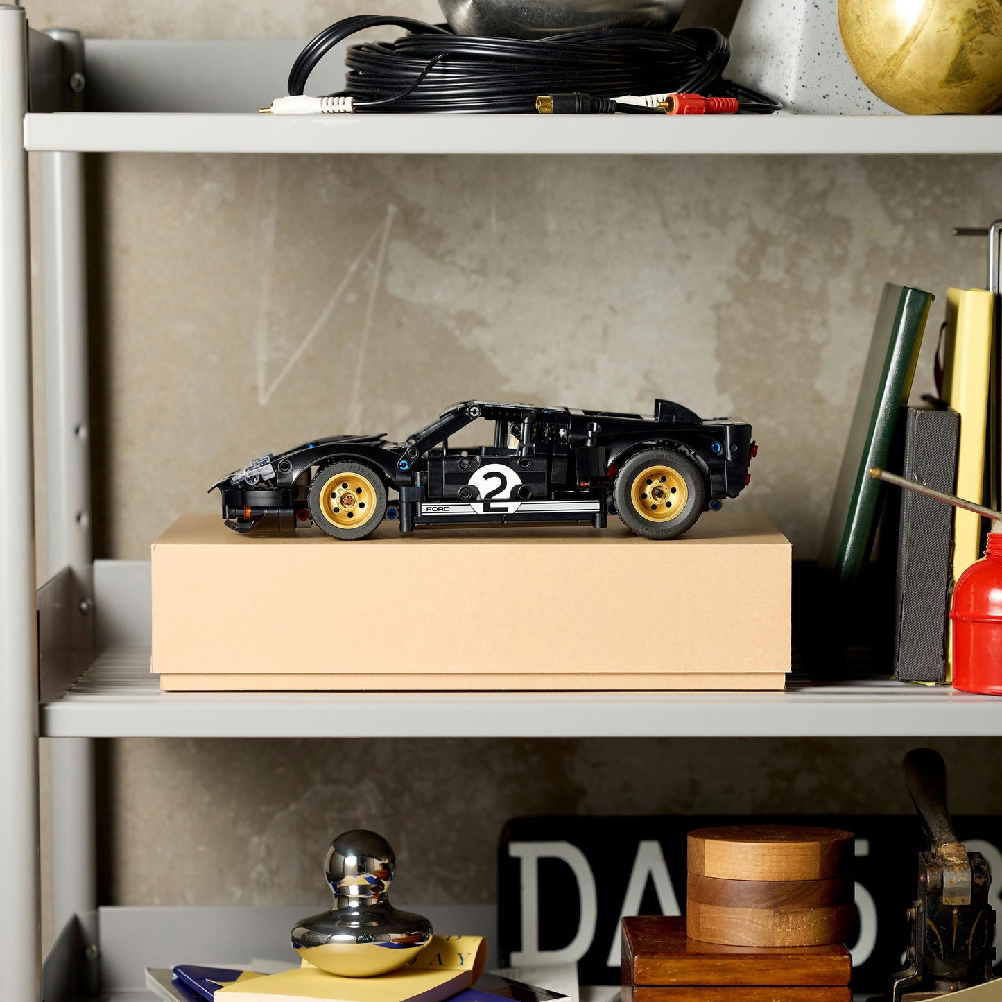 LEGO technic 42223 1966 ford gt40 mkii racewagen