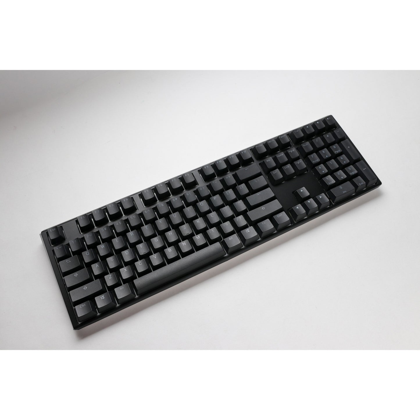 Ducky one 3 classic rgb mechanisch toetsenbord (zwart, us lay-out (qwerty), cherry mx speed silver, 100%, rgb led, double-shot pbt, hot-swappable, quack mechanics)