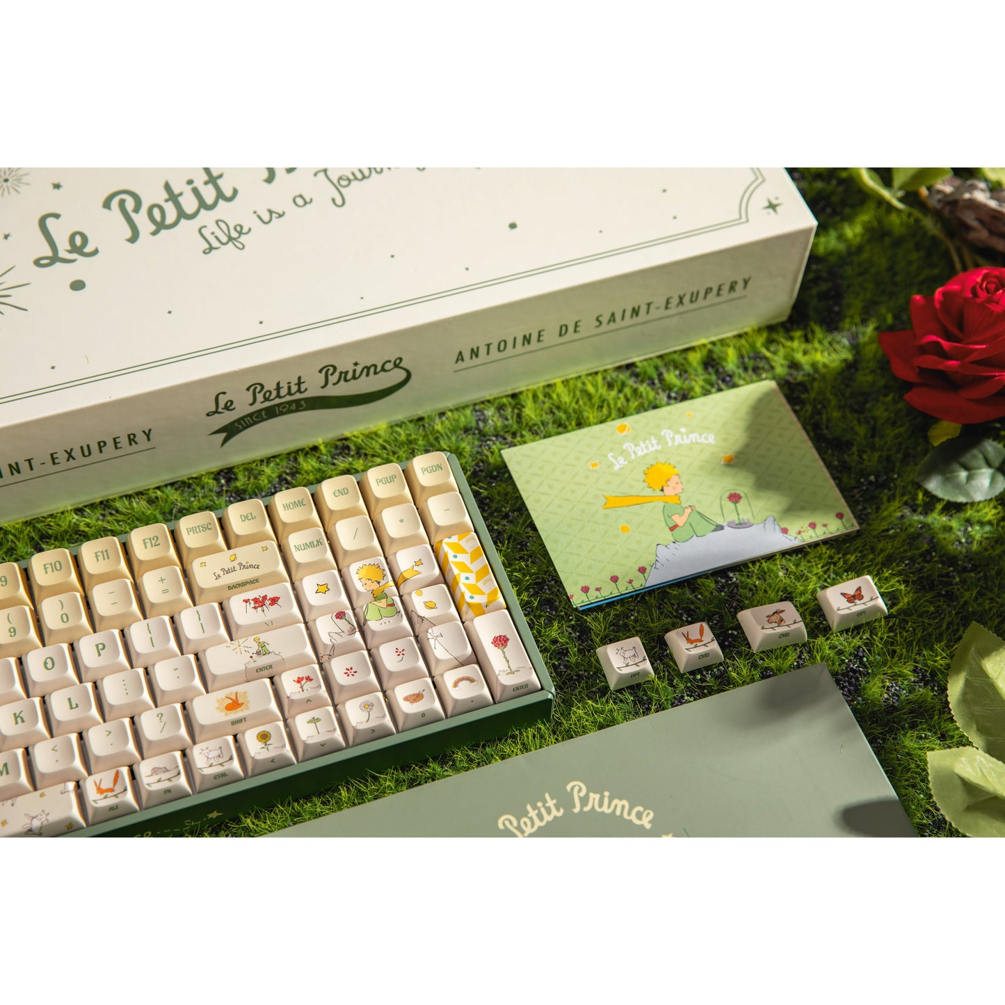 Iqunix F97 Floral Date RGB mechanisch gaming toetsenbord (Groen, US lay-out (QWERTY), Gateron Red, 96%, RGB leds, Hot-swappable, PBT, 2.4GHz | Bluetooth 5.1 | USB-C)