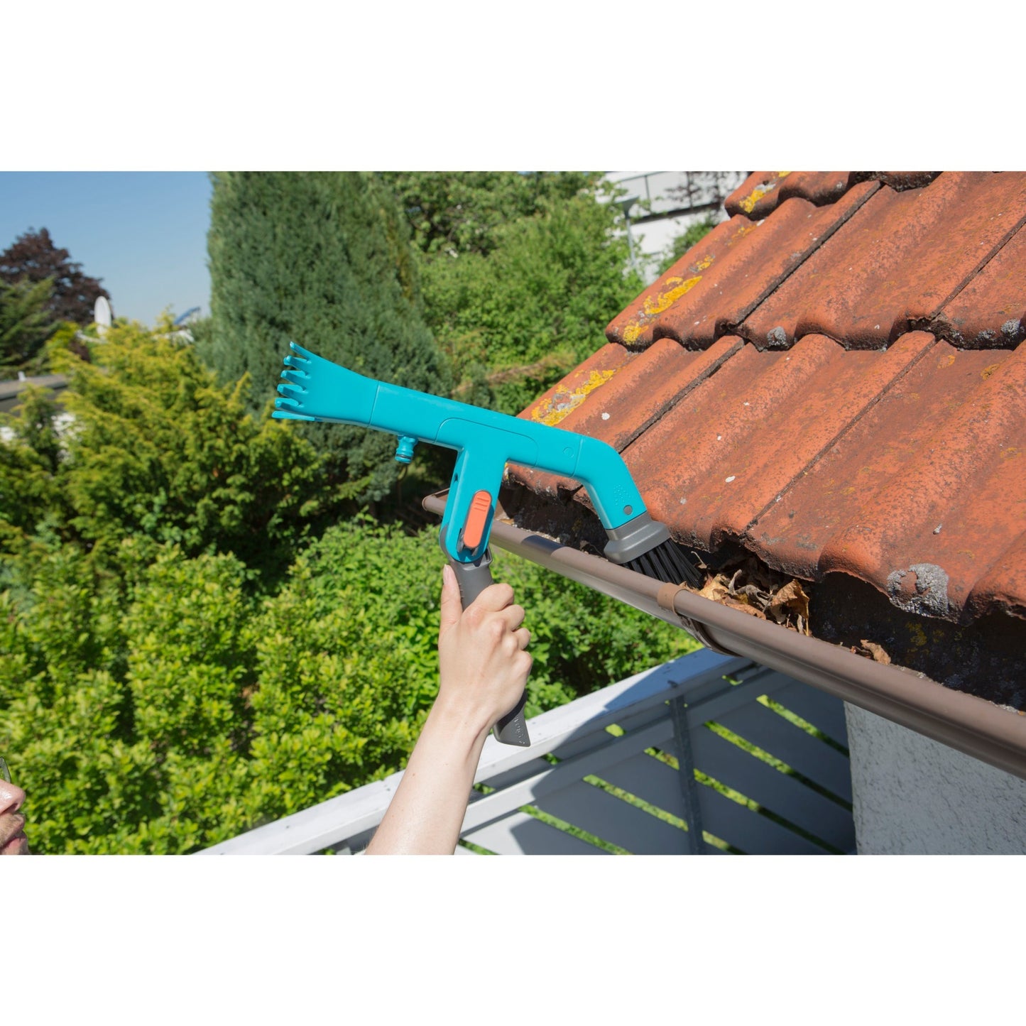 GARDENA combisystem gootreiniger gehoekte bezem (turquoise zwart, 3651-20)