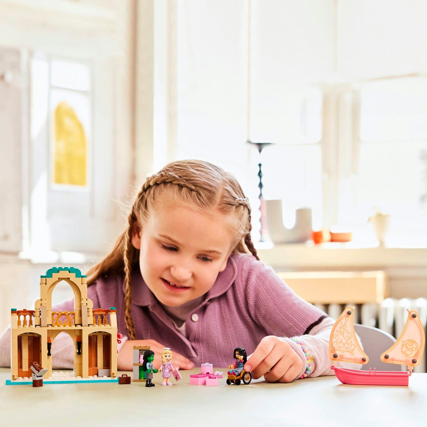 LEGO wicked - glinda, elphaba en nessarose op shiz university constructiespeelgoed (75681)