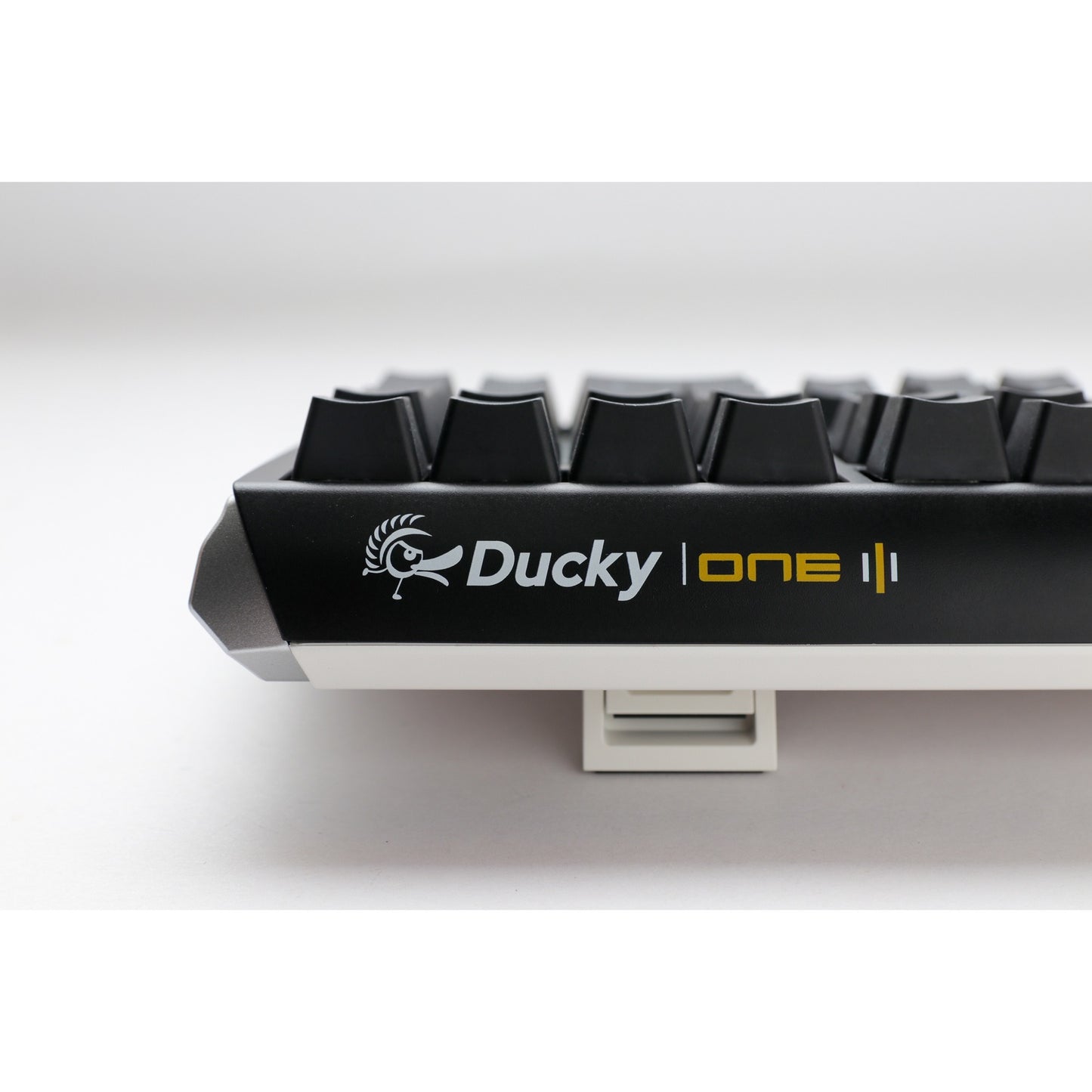 Ducky one 3 classic rgb mechanisch toetsenbord (zwart, us lay-out (qwerty), cherry mx speed silver, 100%, rgb led, double-shot pbt, hot-swappable, quack mechanics)