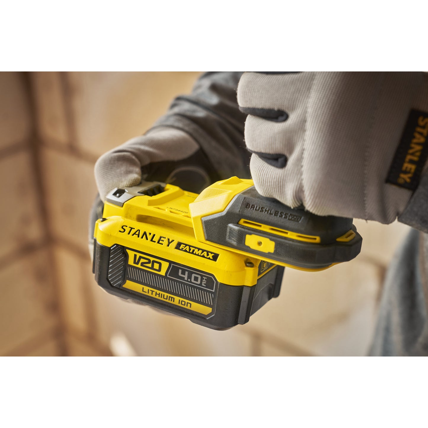 Stanley fatmax v20 18v slagschroevendraaier (zwart geel, accu en oplader inbegrepen, met koffer)