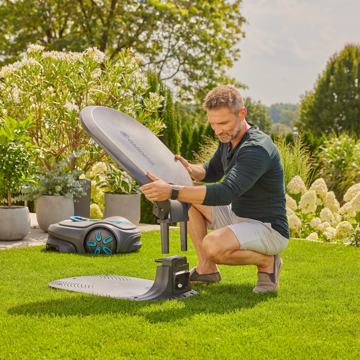 GARDENA sileno robotmaaiergarage voor sileno pro max free afdak (grijs oranje)