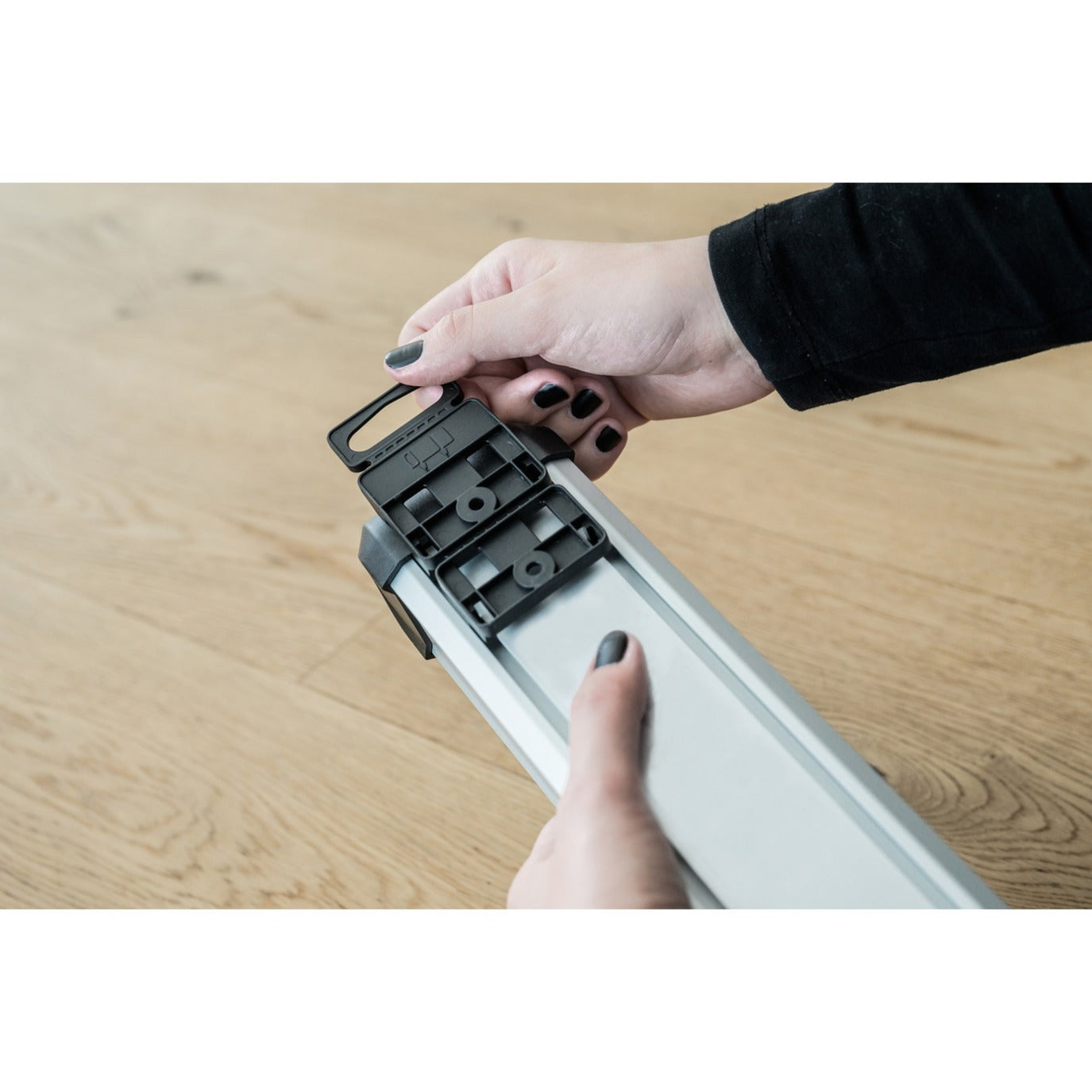 Brennenstuhl premium-alu-line stekkerdoos 10-voudig schakel stekkerdoos (zwart zilver)