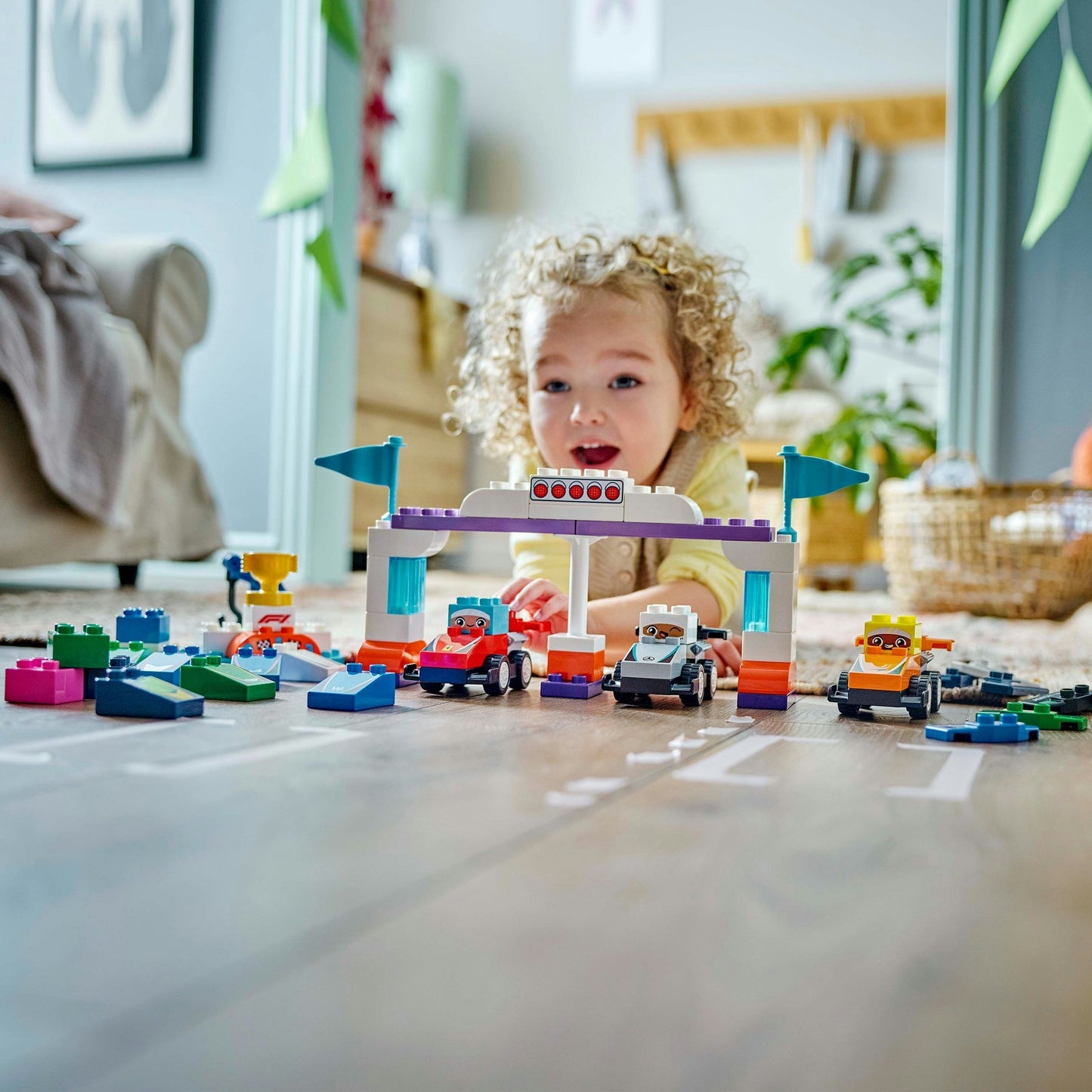 LEGO duplo town 10445 f1 team racewagens en coureurs
