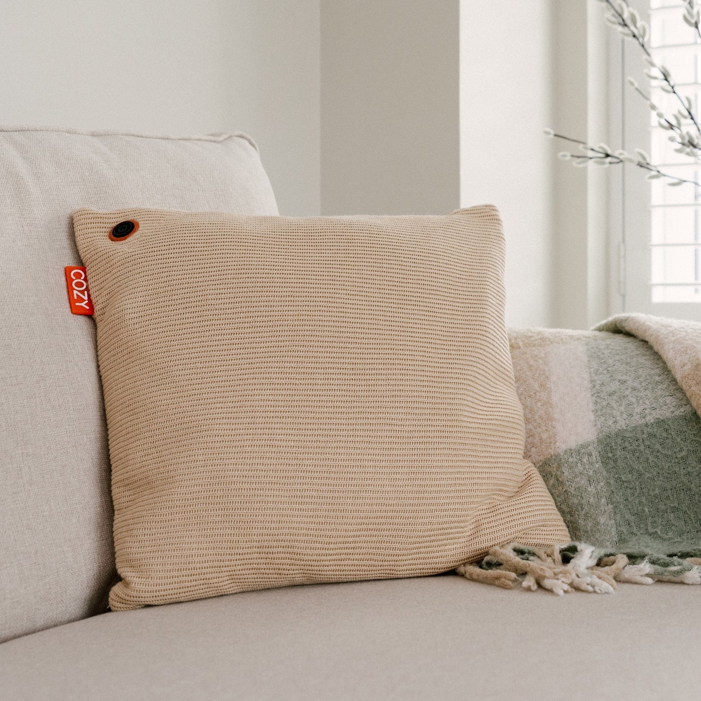 Cozy Una Knitted 45 x 45 cm draadloos warmtekussen (Lichtbeige, Powerbank 5000 mAh)