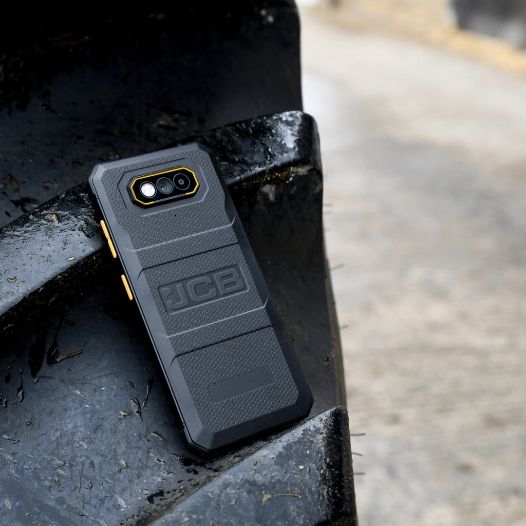 JCB Toughphone E10 (Zwart, 6.6 HD, 8 GB RAM, 64 GB ROM)