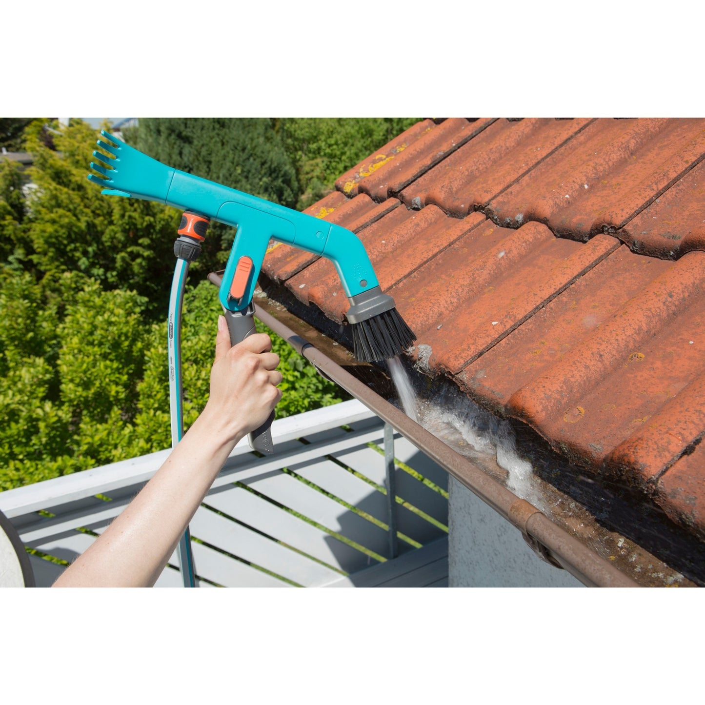 GARDENA combisystem gootreiniger gehoekte bezem (turquoise zwart, 3651-20)