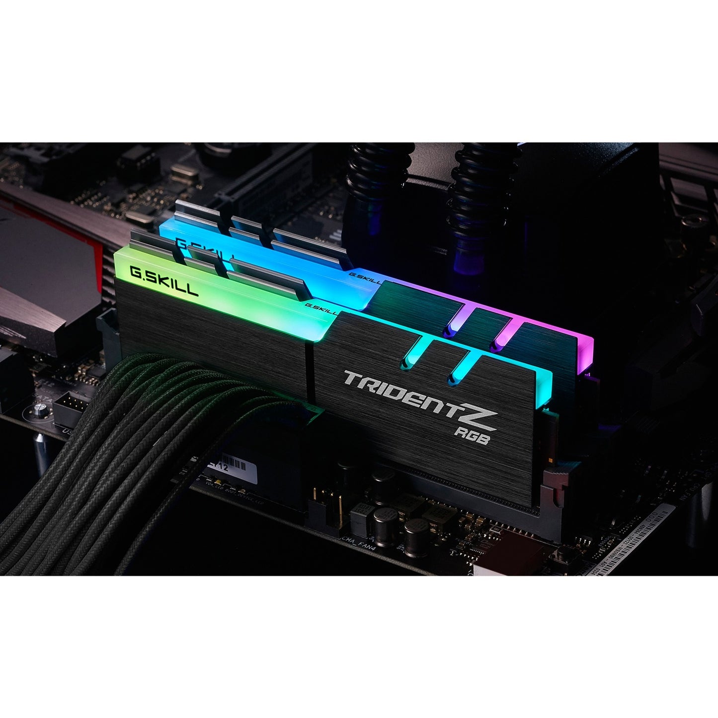 G.Skill 32 gb ddr4-3200 (2x 16 gb) werkgeheugen (zwart, f4-3200c16d-32gtzr, xmp 2.0)