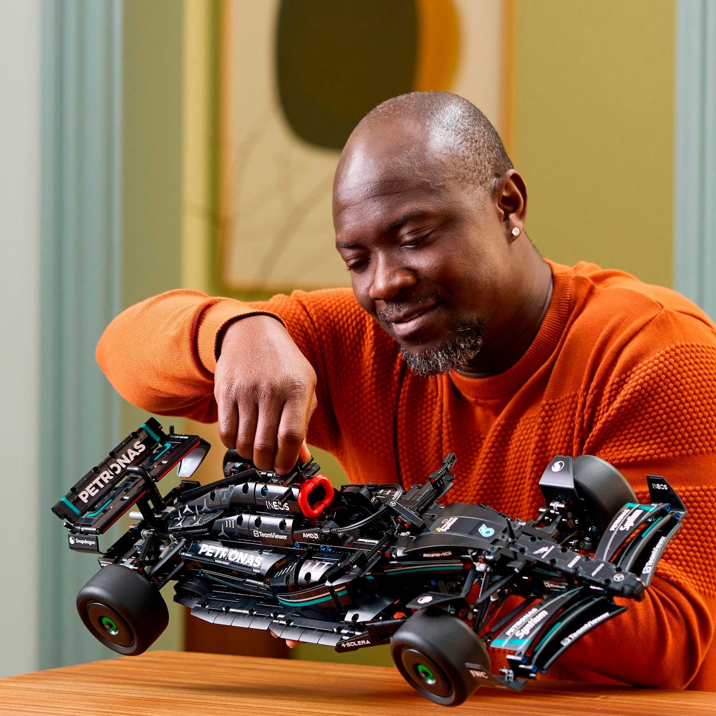 LEGO technic mercedes-amg f1 w14 e performance - 42171