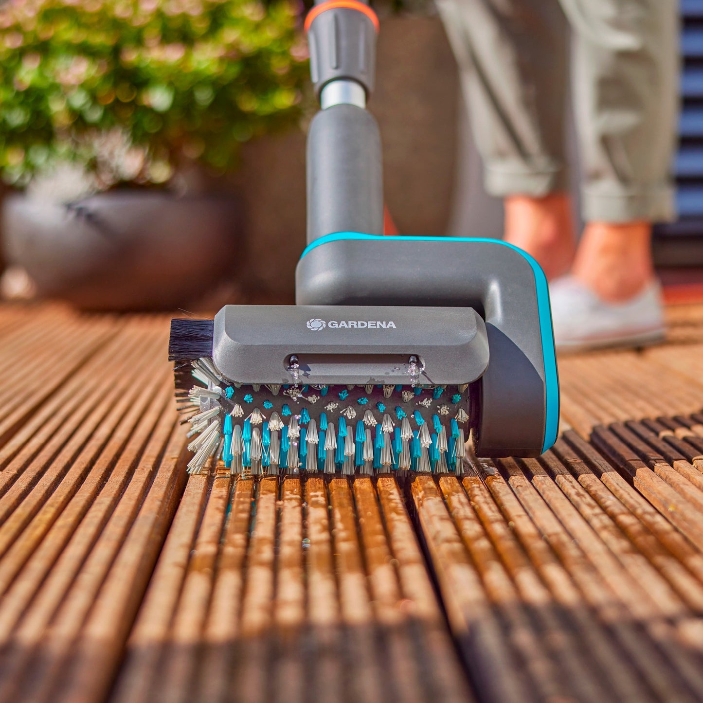 GARDENA aquabrush medium rolborstel, voor accu-multireinigers wasborstel (grijs turquoise, 14849-20)