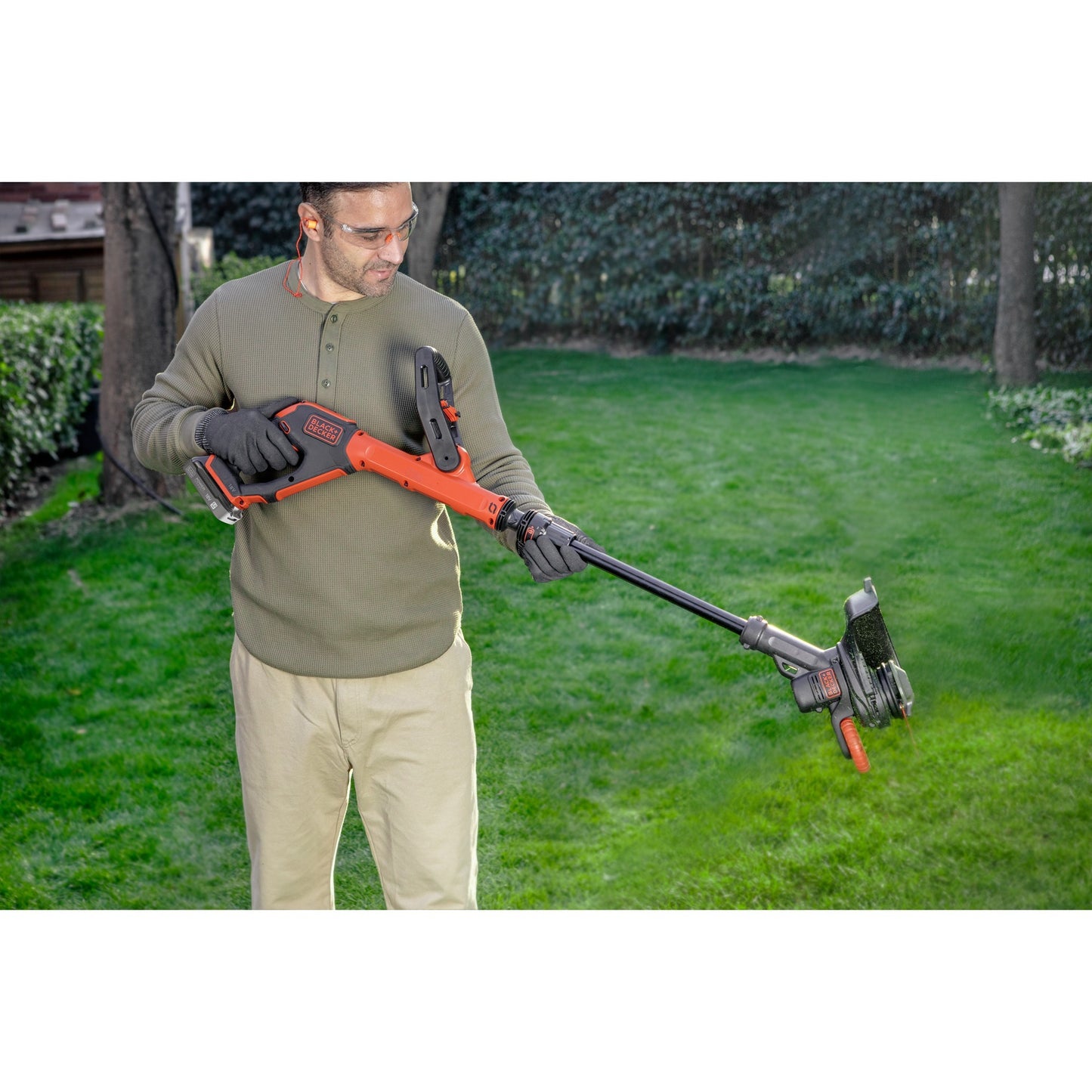 BLACK+DECKER 18v afs grastrimmer met accu (zwart oranje, 28 cm accu inbegrepen)