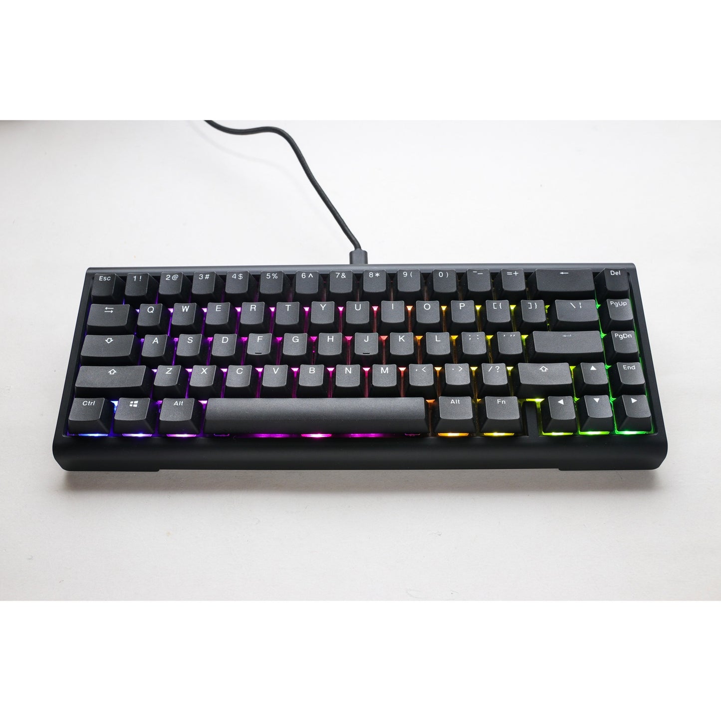 Ducky projectd tinker 65 met qmk via rgb mechanisch toetsenbord (zwart, us lay-out (qwerty), cherry mx brown, 65%, rgb leds, double-shot pbt, hot-swappable, gasket mount)