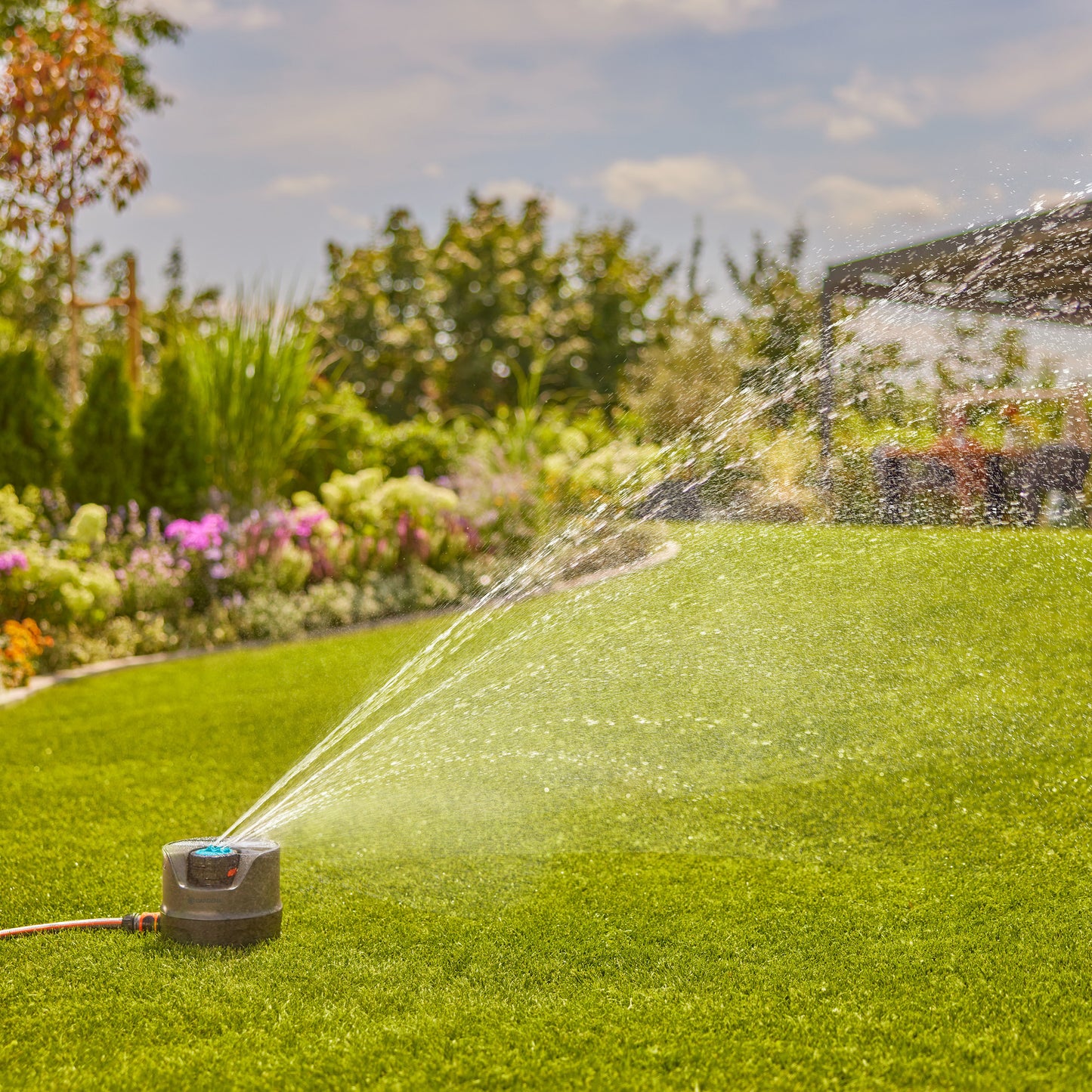 GARDENA irrigatiesysteem aquaprecise op zonne-energie voor gazon sprinklersysteem (grijs turquoise, sproeioppervlak 320 m²)