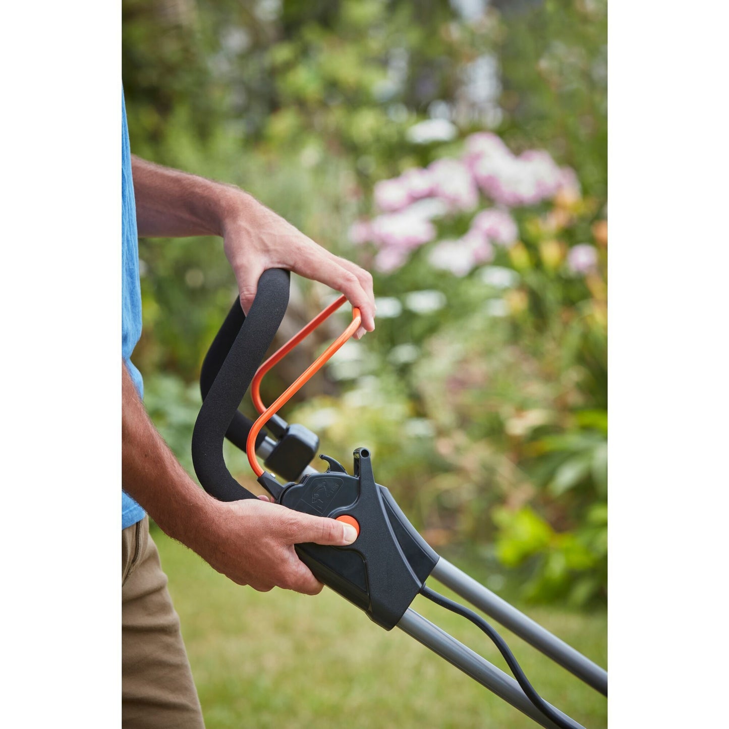 BLACK+DECKER bcmw3318l2-qw 2x 18v grasmaaier (oranje zwart, 2x 18v 2.5ah accu en oplader inbegrepen)