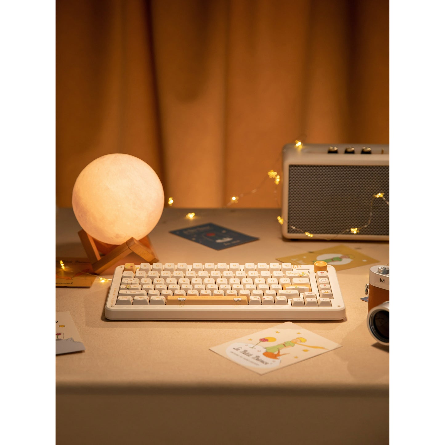 Iqunix ZX75 Sunset Ponder Wireless Mechanical Keyboard (Lichtgeel, US lay-out (QWERTY), IQUNIX Silent Rose, 75%, RGB leds, Hot-swappable, Double-shot PBT, 2.4GHz | Bluetooth 5.1 | USB-C)