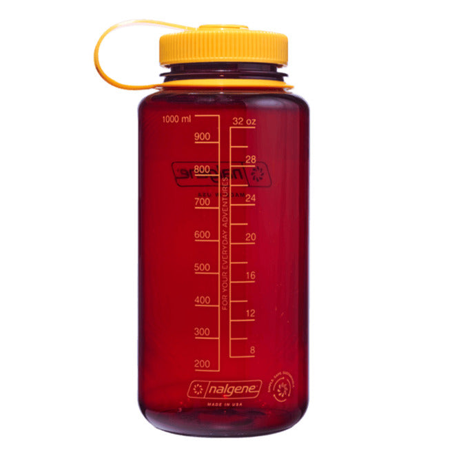 Nalgene Wide Mouth Sustain Water Bottle, 1 Liter drinkfles (Donkerrood geel)