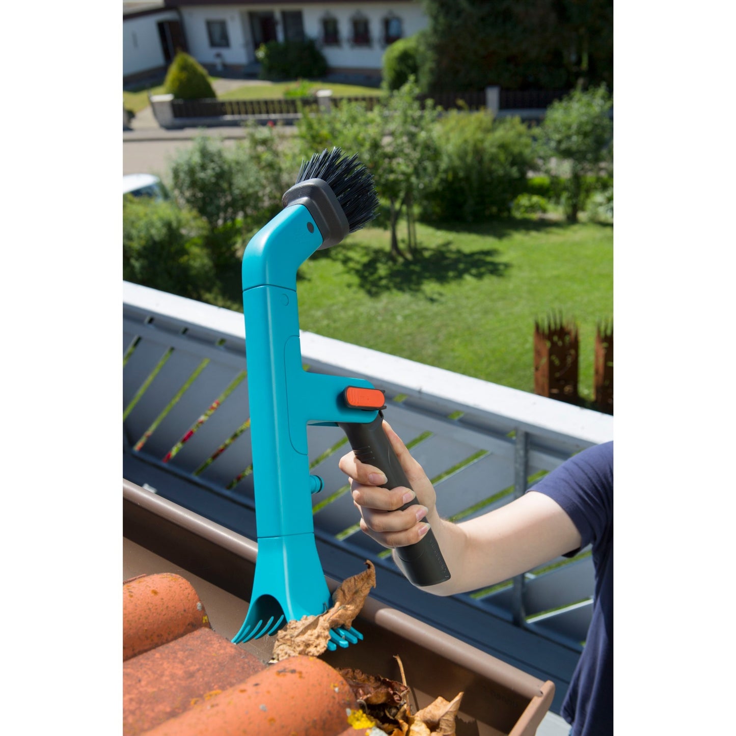 GARDENA combisystem gootreiniger gehoekte bezem (turquoise zwart, 3651-20)