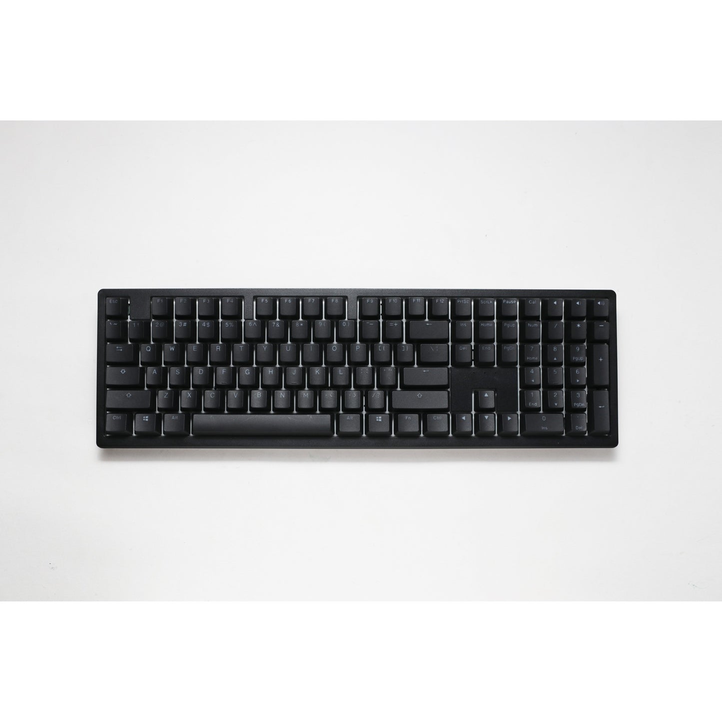 Ducky zero 6108 classic black rgb mechanisch gaming toetsenbord (zwart, us lay-out (qwerty), cherry mx2a speed silver, 100%, rgb leds, double-shot pbt, hot swap, 2.4ghz | bluetooth | usb-c)