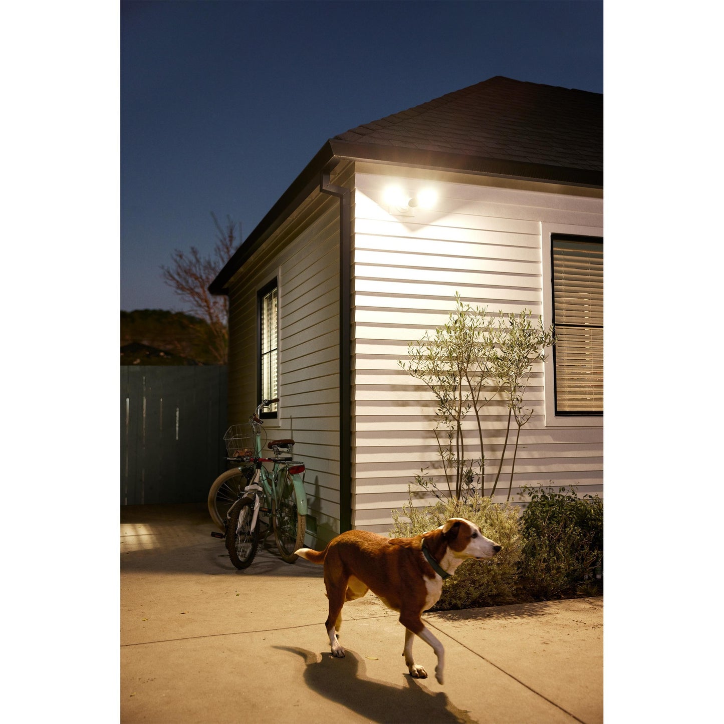 Google Nest Cam met Floodlight beveiligingscamera (Wit)