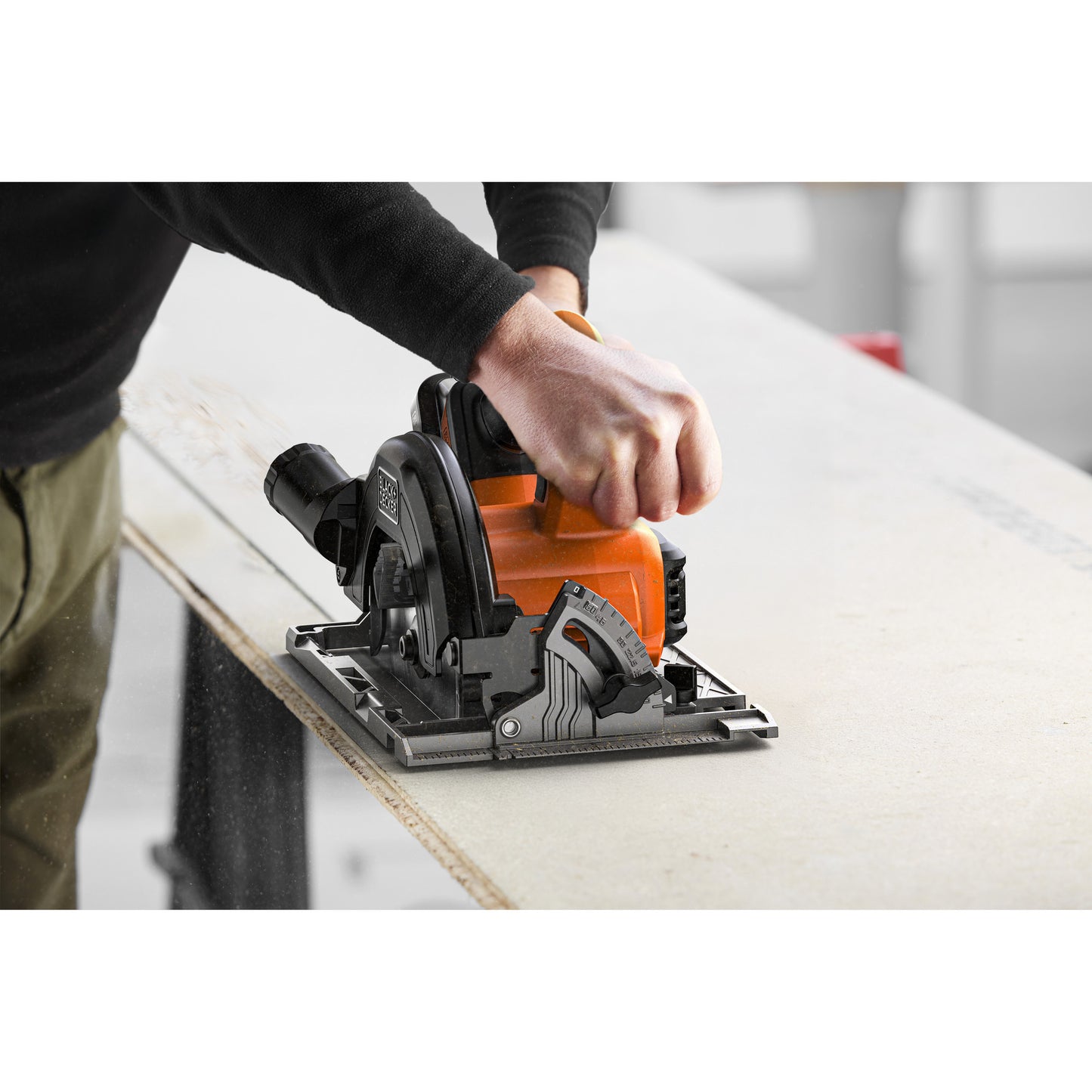BLACK+DECKER 18v brushless cirkelzaag 165mm handcirkelzaag (zwart oranje, accu en oplader niet inbegrepen)