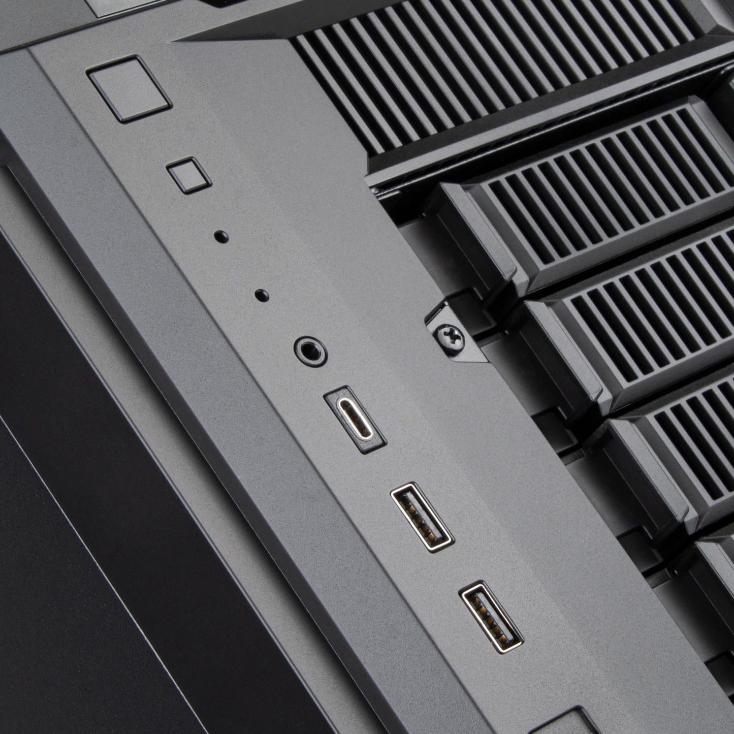 SilverStone cs382 mini tower behuizing (zwart | 2x usb-a | 1x usb-c)