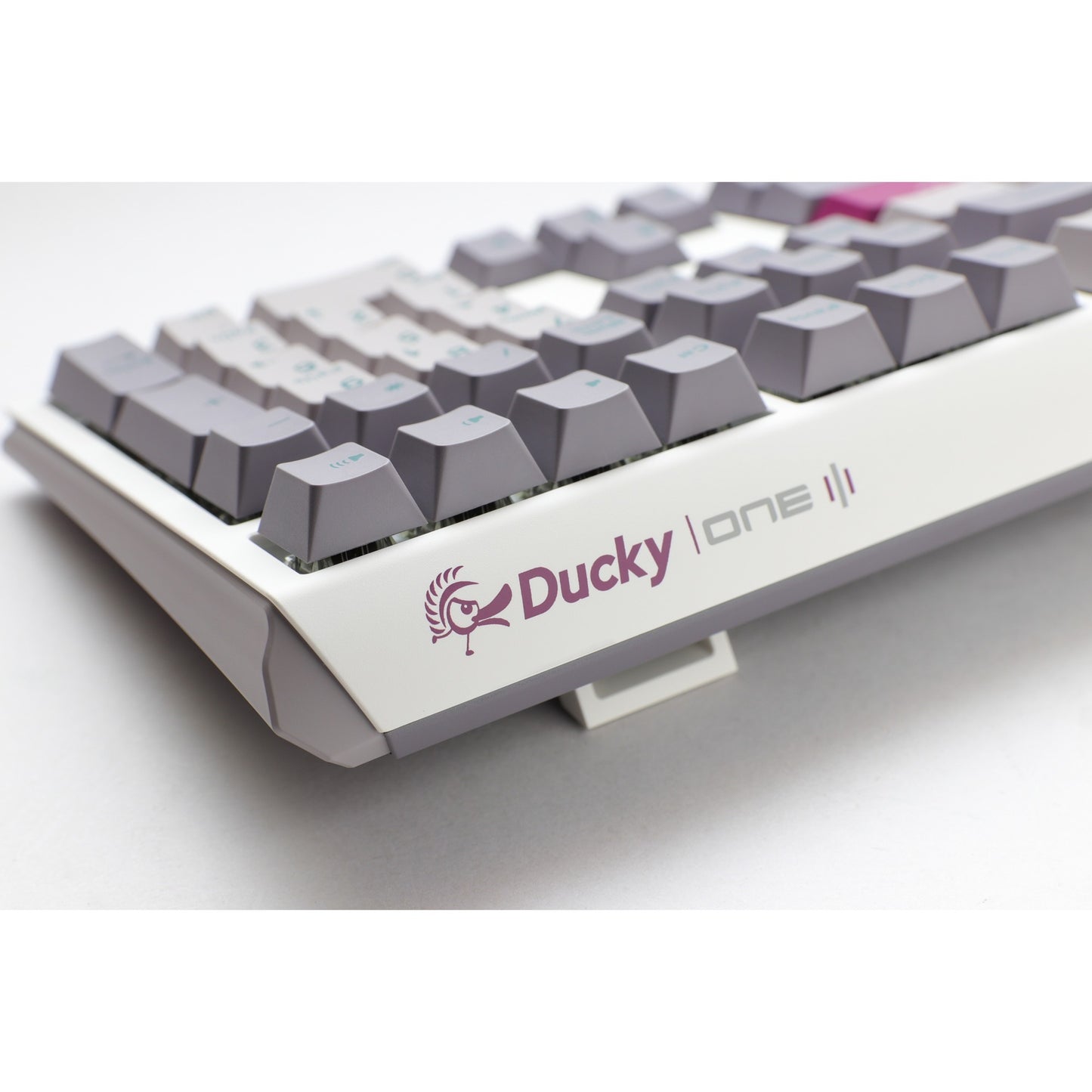 Ducky one 3 mist grey rgb mechanisch toetsenbord (lichtgrijs, us lay-out (qwerty), cherry mx red, 100%, rgb led, double-shot pbt, hot-swappable, quack mechanics)