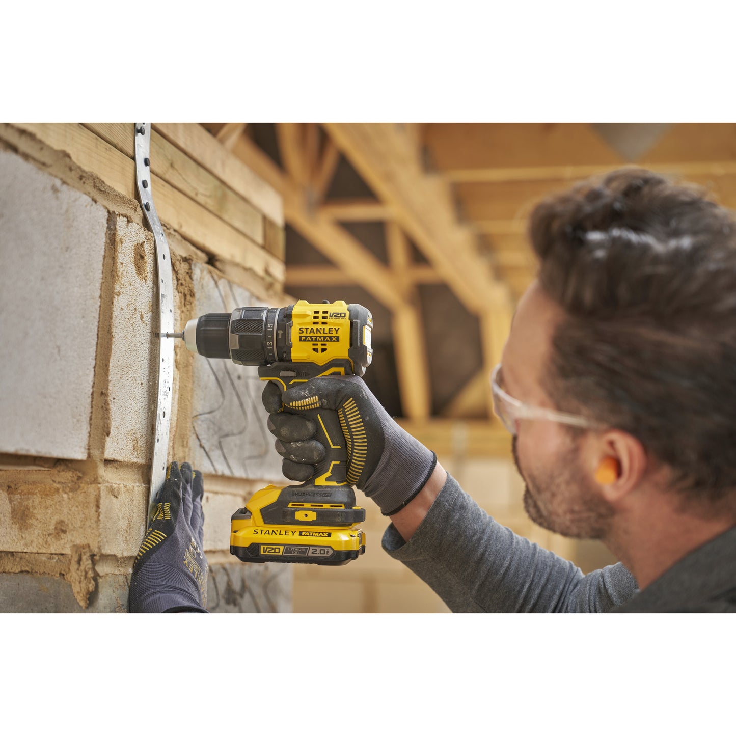 Stanley fatmax v20 18v schroefklopboormachine klopboorschroevendraaier (zwart geel, 2 accu's en oplader inbegrepen, met koffer)