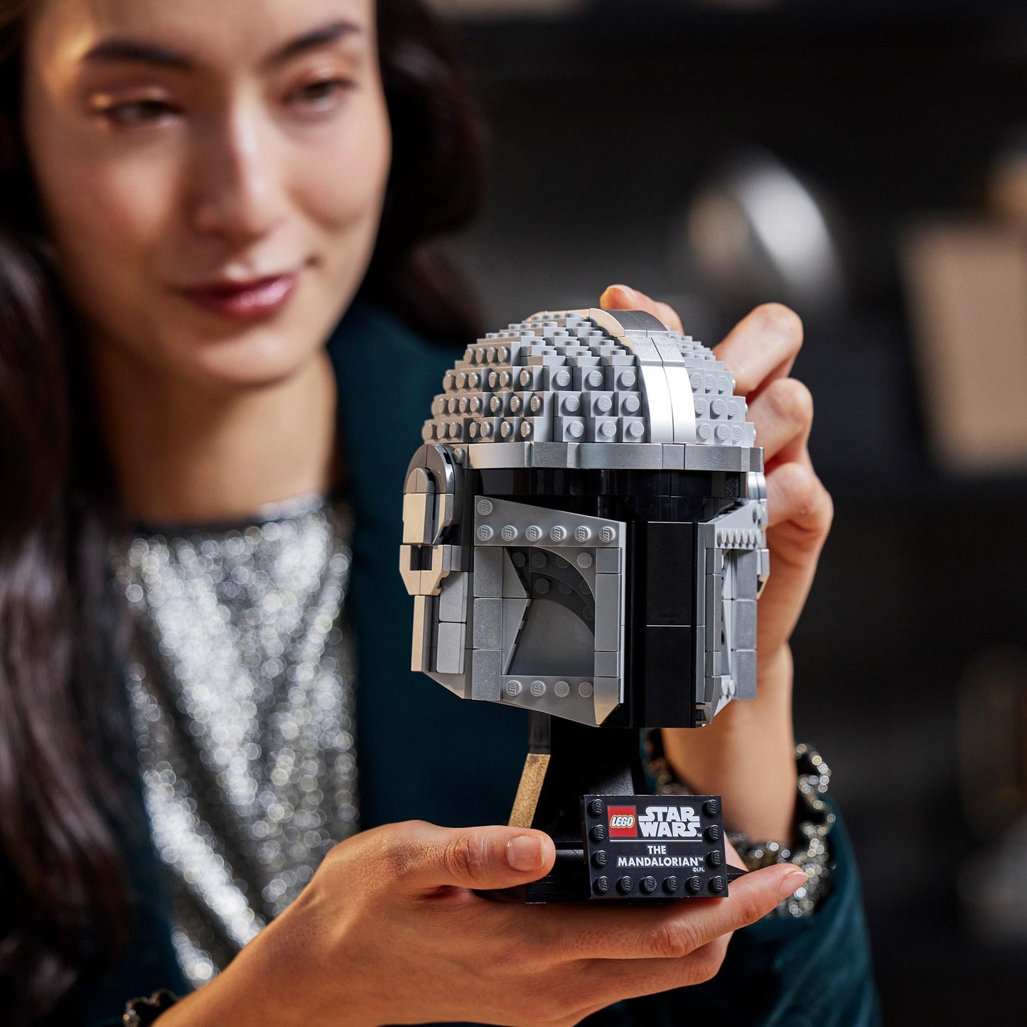 LEGO star wars 75328 the mandalorian helm
