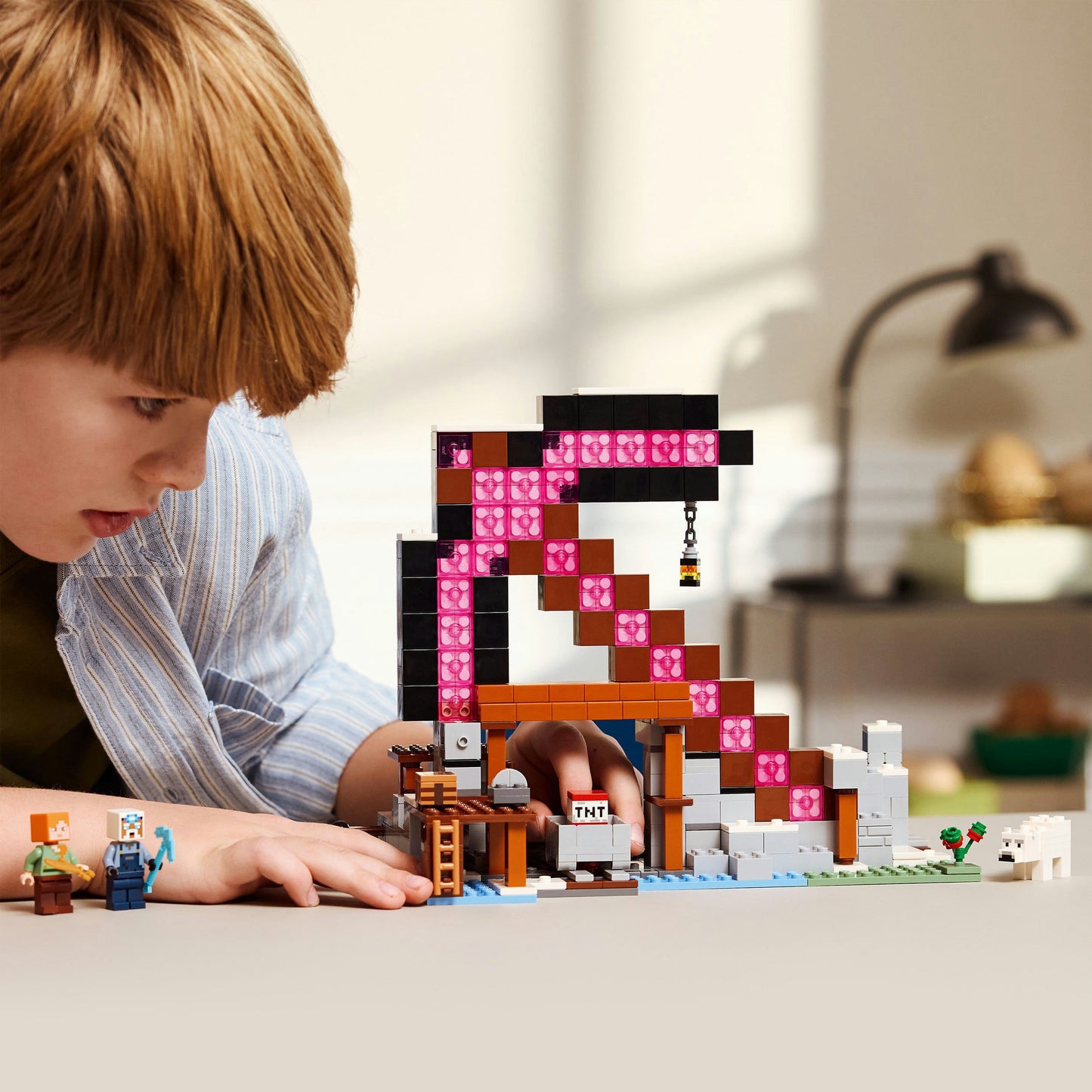 LEGO minecraft 21277 de pikhouweelmijn
