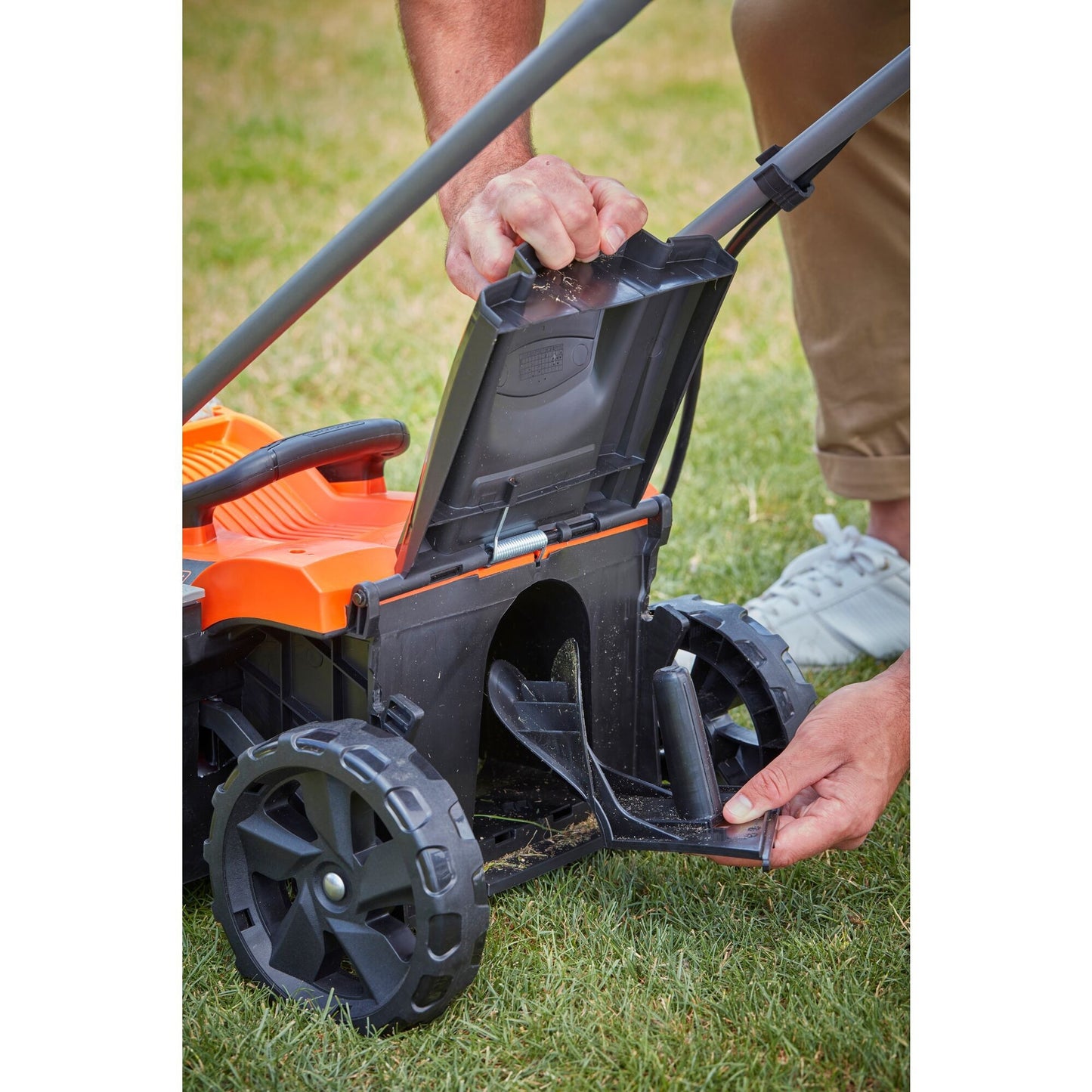 BLACK+DECKER bcmw3318l2-qw 2x 18v grasmaaier (oranje zwart, 2x 18v 2.5ah accu en oplader inbegrepen)