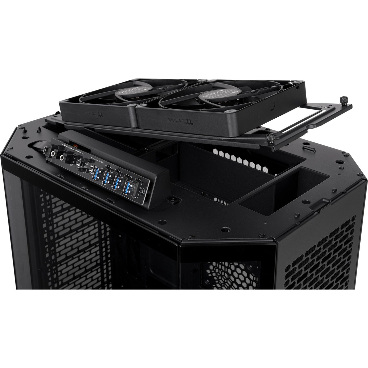 Thermaltake the tower 600 midi tower behuizing (zwart | 4x usb-a | 1x usb-c | tempered glass)