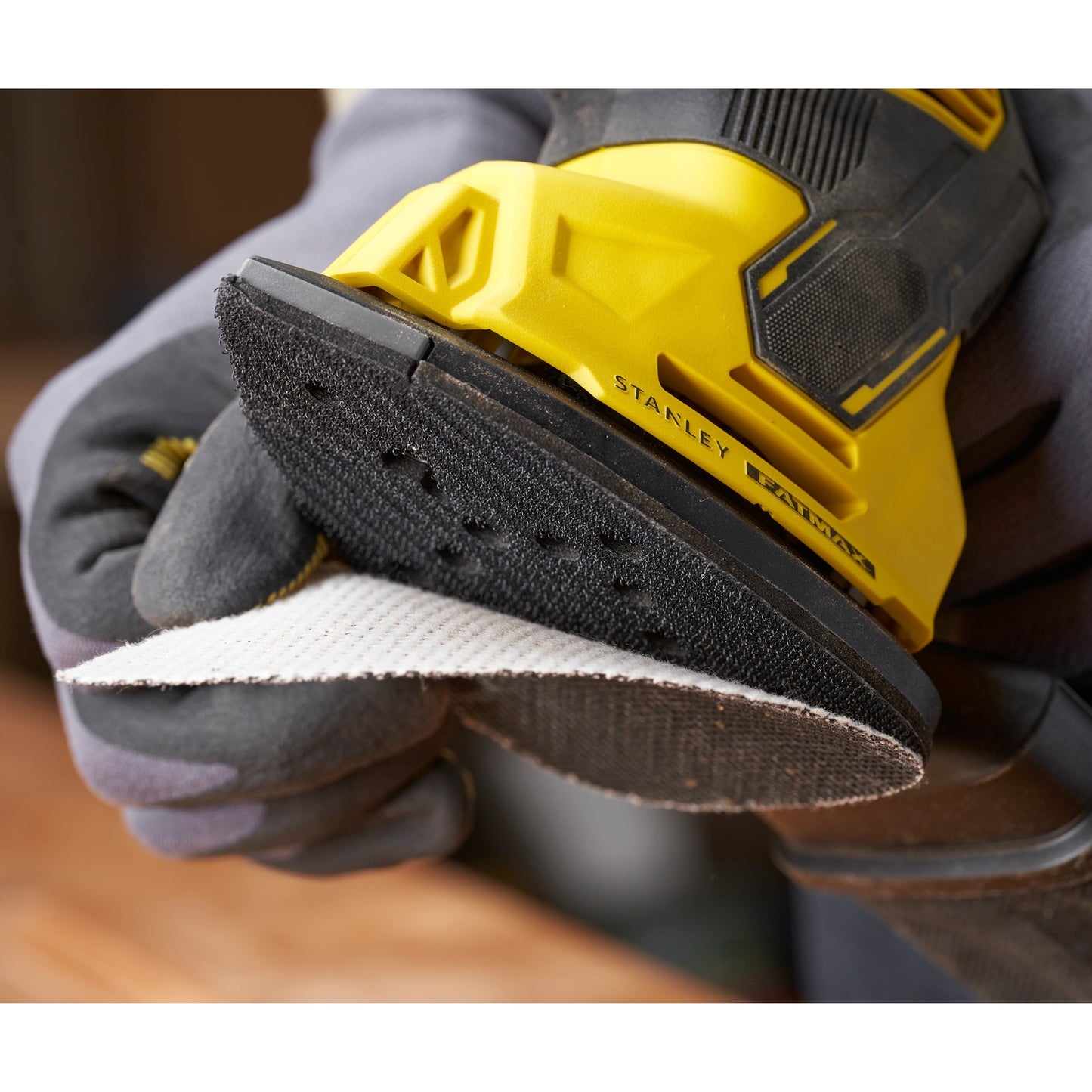 Stanley fatmax 120w detailschuurmachine deltaschuurmachine (geel zwart)