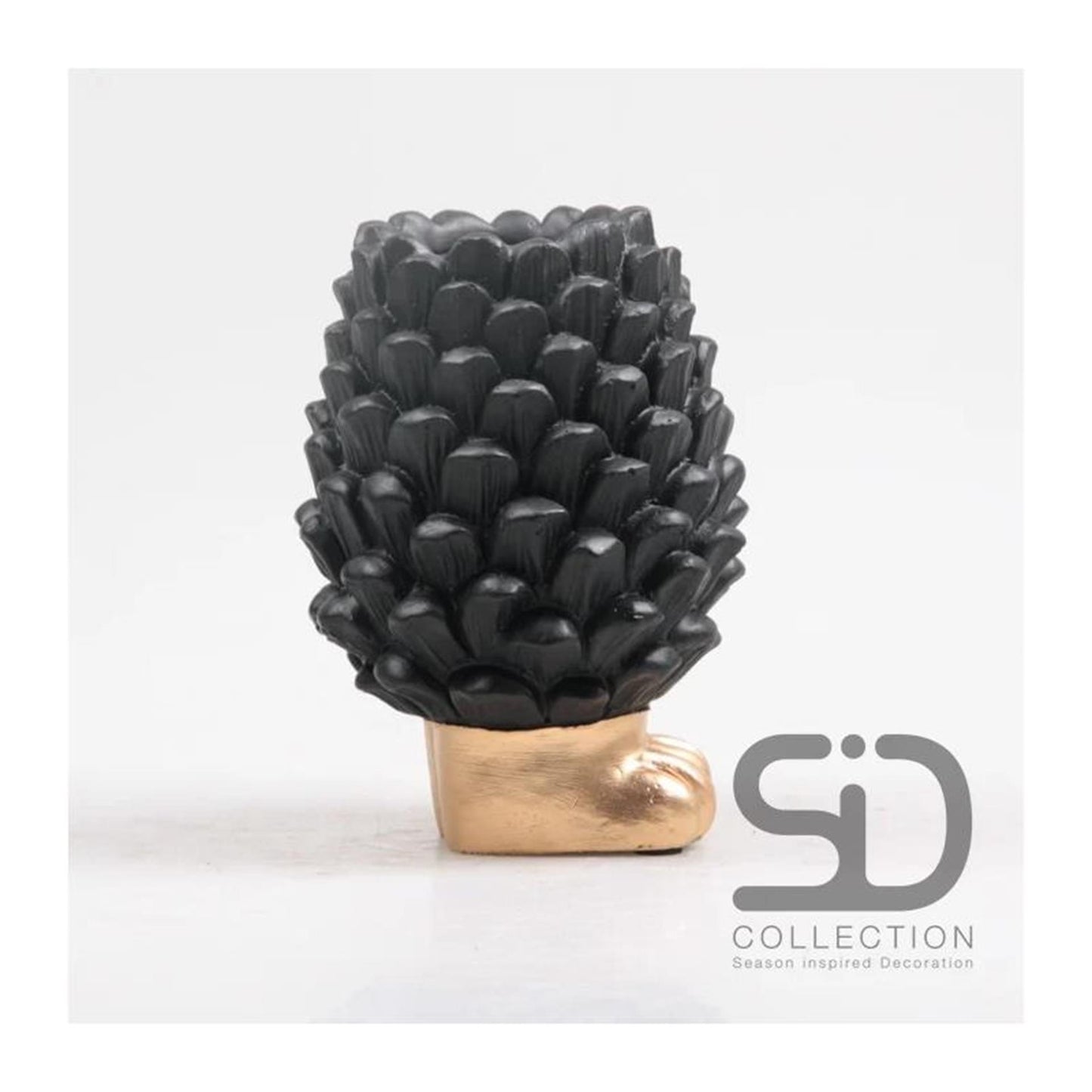 Season Inspired Decoration Vaas dennenappel op voet 16cm zwart