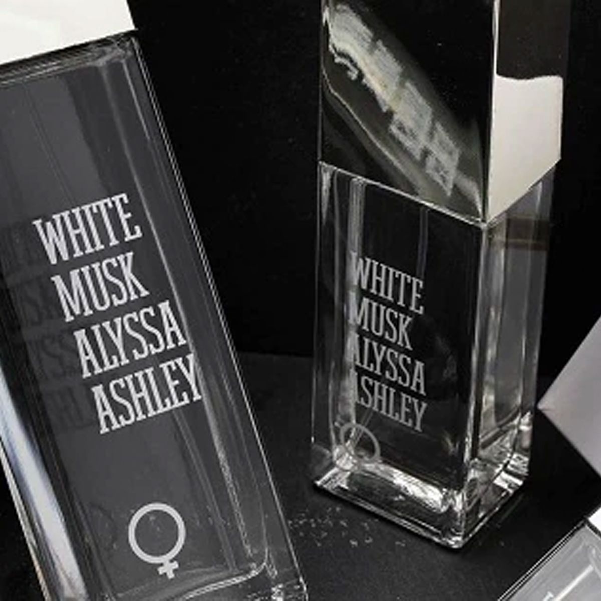 Alyssa Ashley eau de toilette spray los white musk 15ml unisex