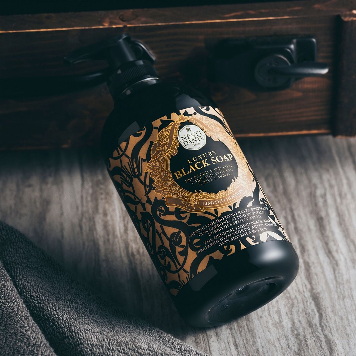 Nesti Dante luxury black zeeppomp 500ml
